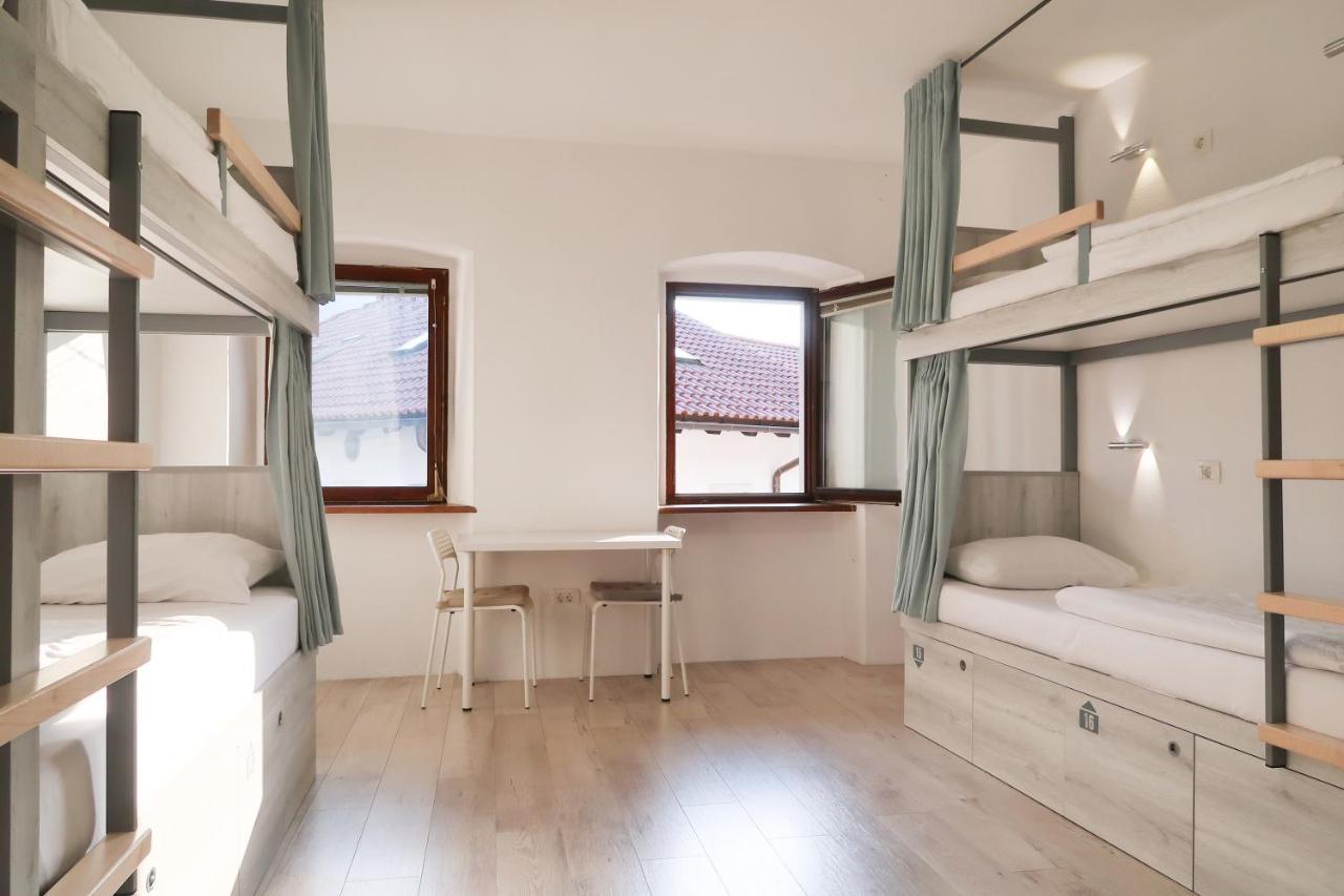 Premium Hostel โคบาริด ภายนอก รูปภาพ