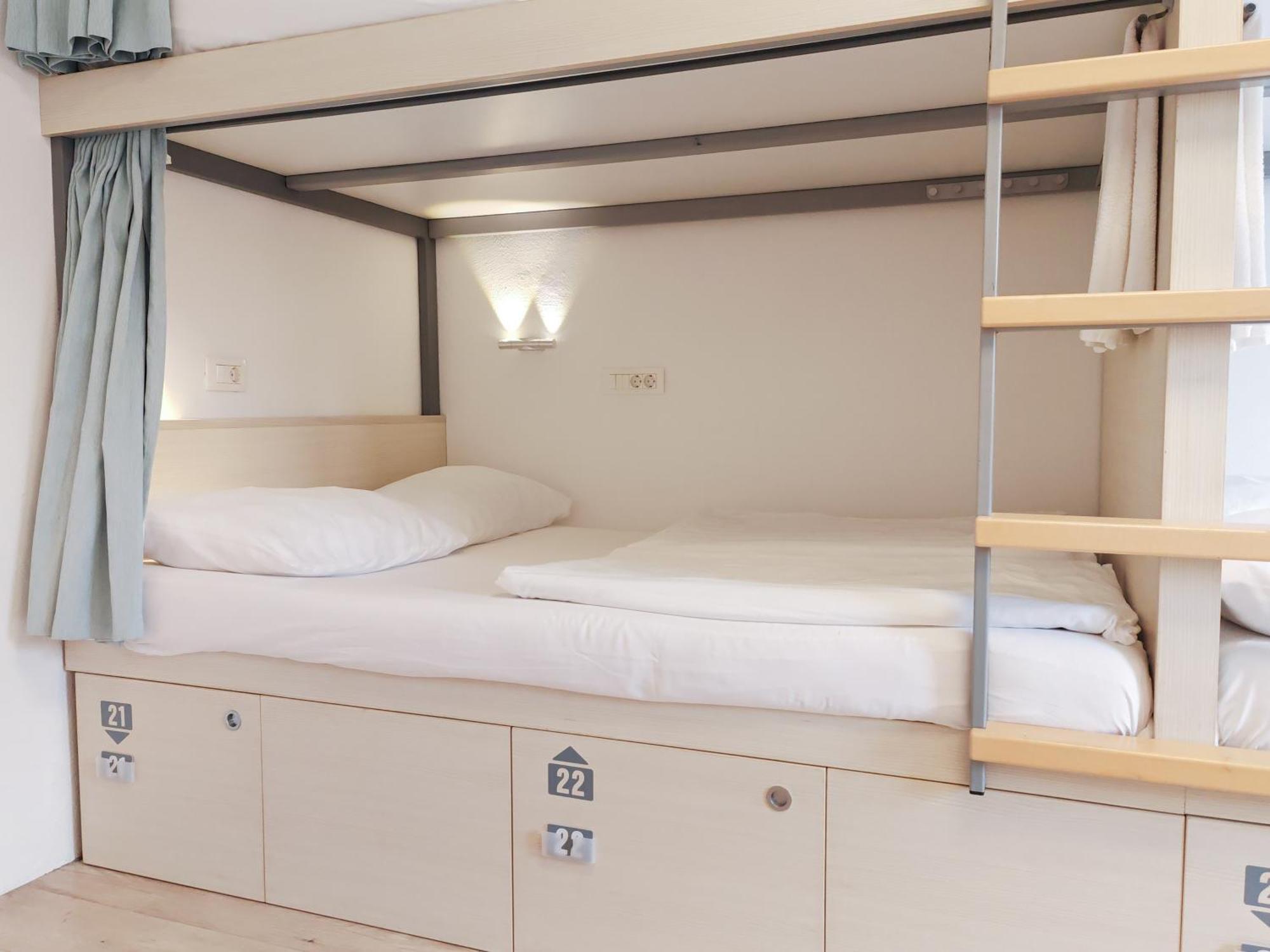 Premium Hostel โคบาริด ภายนอก รูปภาพ
