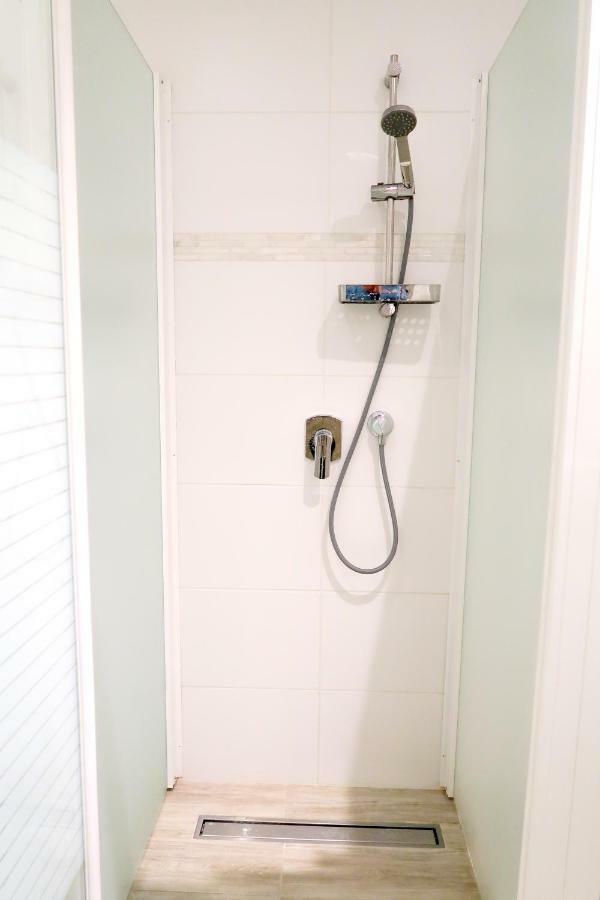 Premium Hostel โคบาริด ภายนอก รูปภาพ