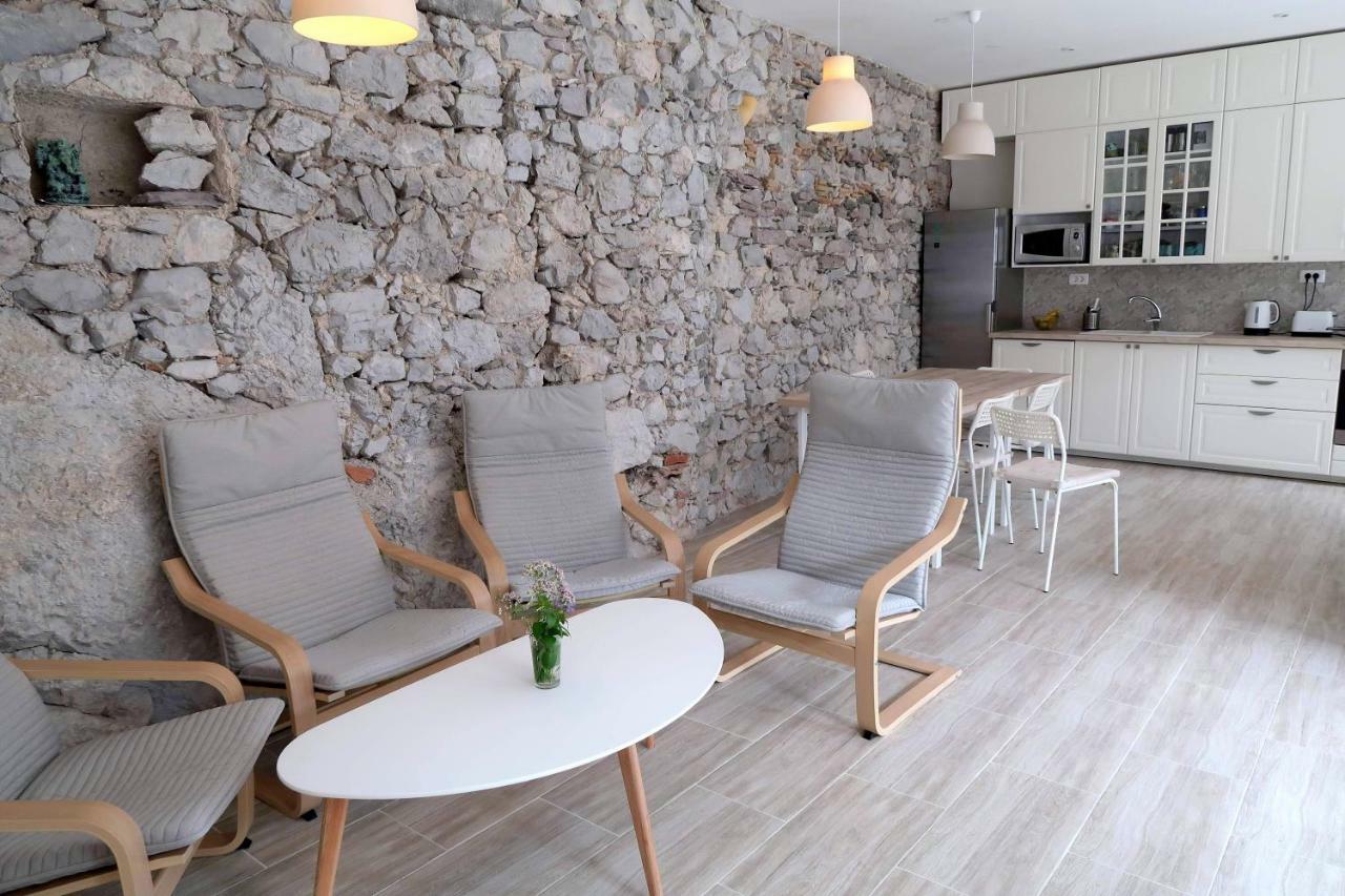 Premium Hostel โคบาริด ภายนอก รูปภาพ